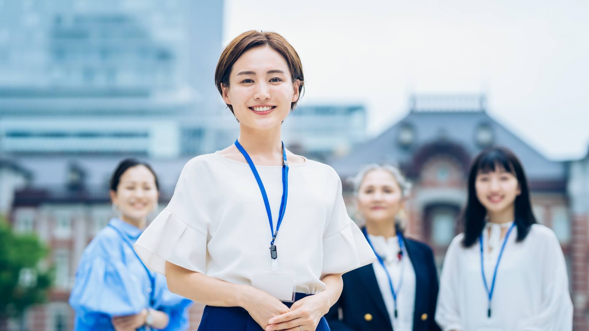 ご利用者様を第一に考え、お仕事をお探し中の方・　企業様の良い架け橋になります。